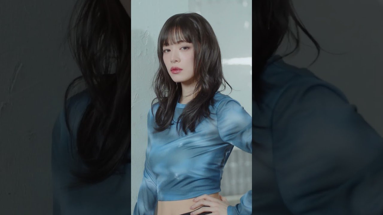 이채영 with SUPRA#SUPRA<br /><br />다가오는 여름,<br />이채영(@chaengrang_) 이 제안하는 쿨한 써머 스타일.<br />스트리트 무드의 수프라와 함께<br />여름을 쿨하게 즐겨 보세요.