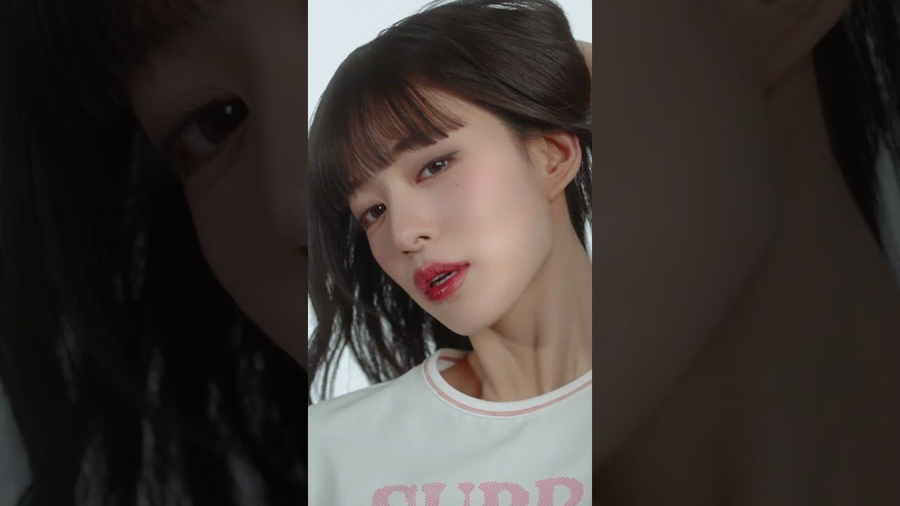 이채영 with SUPRA#SUPRA<br /><br />바람막이로 힙하게 완성한<br />이채영(@chaengrang_) 의 스타일리시한 룩<br /><br />수프라와 함께한 25SS 캠페인에서<br />그녀의 유니크한 매력을 확인해 보세요!