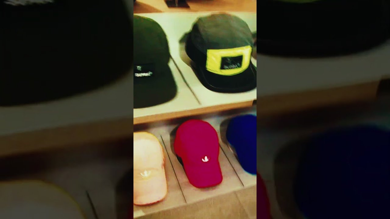 한남동 대표 핫플레이스, 수프라 한남 플래그쉽 스토어 <br />리뉴얼로 새롭게 태어났습니다.<br /> <br />한남 플래그쉽 리뉴얼 기념 돈룩업 이벤트와<br />이채영 겨울 화보 브로마이드 제공 등 다양한 혜택을 <br />지금 한남동 매장에서 확인해보세요!