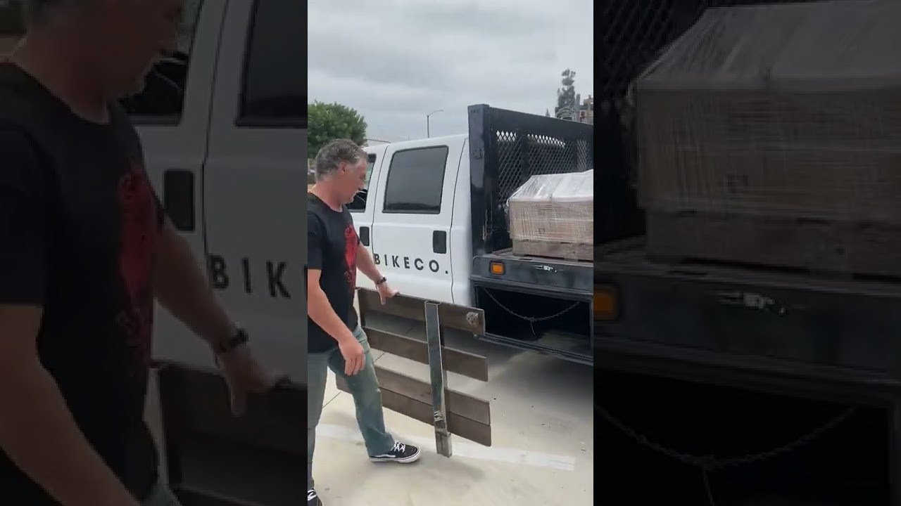 May 6, 2022<br /><br />This week started with a batch of bars in from paint, btm’s going back to paint, about 3500 headtubes got relocated, @fitbikeco Hartbreaker frames were restocked, and a big batch of fubars got welded up. Also featuring all star appearances from @instahled_it and the one and only @vandeverhoman ! Enjoy the weekend and see you next time! 🍻 #factoryfriday 🎥 @jameseason<br /><br />Filmed by: James Eason https://www.instagram.com/jameseason/<br />Edited by: Charlie Crumlish https://www.instagram.com/charliecrum/