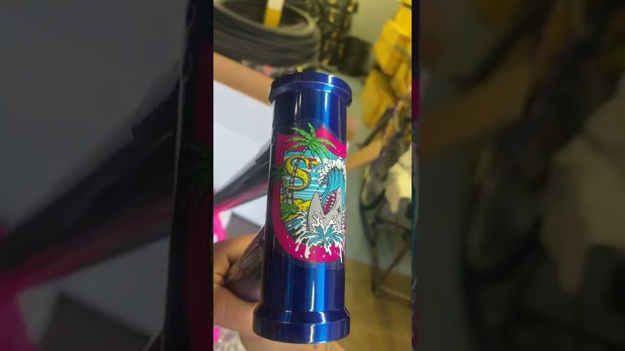 March 25, 2022<br /><br />New Intro, who dis? 🇺🇸 In this week’s episode come enjoy the new FF theme song, plus a look at our exclusive proprietary double forklift method of moving steel, new Trans brown @fitbikeco hartbreaker frames, CCR rear ends getting finished, @mikehucker frames and @mikehoder1 bars getting stickered by #RitaMVP , more 2023 Fit completes arriving and lots more! Here’s to the weekend! 🍻 🎥 @jameseason #shieldbmx #factoryfriday <br /><br />Filmed by: James Eason https://www.instagram.com/jameseason/<br />Edited by: Charlie Crumlish https://www.instagram.com/charliecrum/