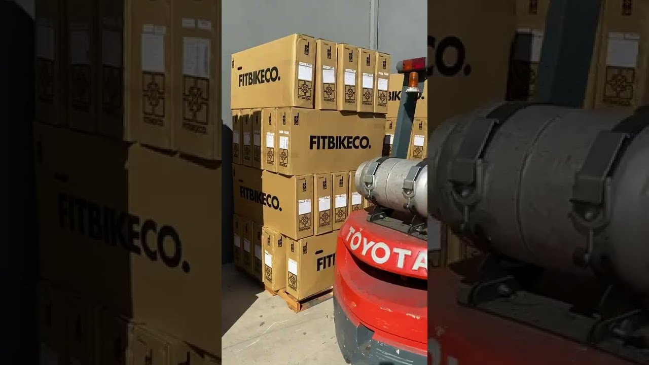 February 18, 2022<br /><br /> 🤟🔥 🇺🇸 this week catch a behind the scenes look at some of the finer points of the manufacturing process: CCR chainstays being seamlessly fit to the dropouts and then cleaned pre-welding, Fubar crossbars getting de-burred, and Hucker chainstays getting stamped into shape. Stick around for an extra special #factoryfriday song with @dfresh69x about what’s coming down the pipeline as well. Here’s to the weekend! 🍻 #shieldbmx @jameseason<br /><br />Filmed by: James Eason https://www.instagram.com/jameseason/<br />Edited by: Charlie Crumlish https://www.instagram.com/charliecrum/