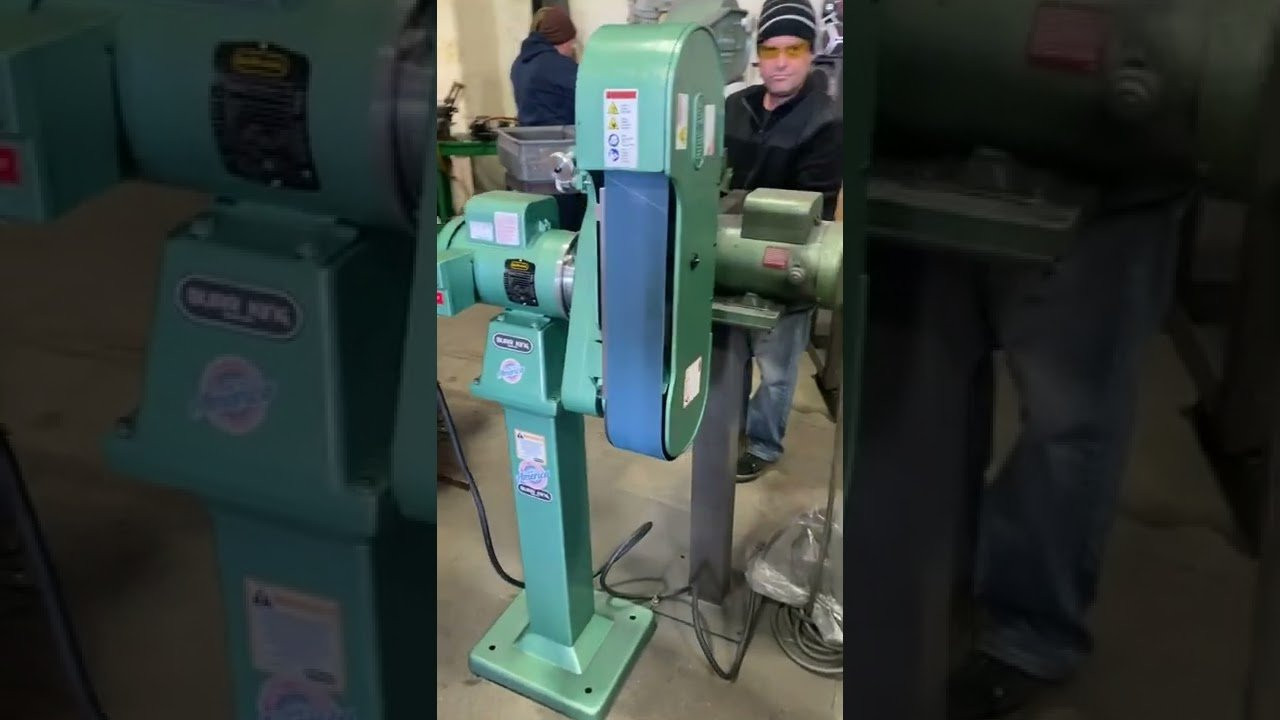 January 14, 2022<br /><br />This week was action packed, most notably S&M legend @freddychulo installing a grip of solar panels on The Building! We also got threaded Challenger forks back from chrome, pitchforks back from Zinc, a new duburring machine showed up, and the new @un_unofficial_jordanhango frames in trans gold and gloss raw got some finishing touches. Cheers to the weekend! 🍻 #factoryfriday @jameseason<br /><br />Filmed by: James Eason https://www.instagram.com/jameseason/<br />Edited by: Charlie Crumlish https://www.instagram.com/charliecrum/<br /><br />#bmx #factoryfriday