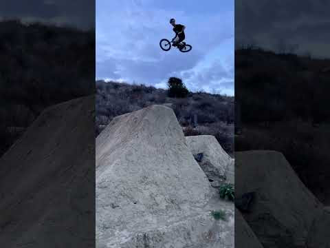 Keith Hartwell roasting in Socal. Warmer weather = faster jumps!<br /><br />#bmx