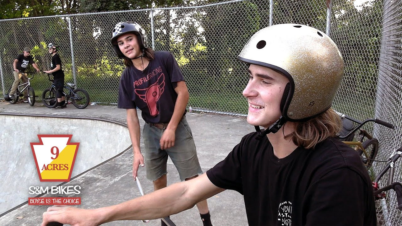 Please consider subscribing to help us make more of these! https://www.youtube.com/channel/UCufV3snTuldPBVIq9UtL2ng/?sub_confirmation=1<br /><br />PA woods meets PA concrete - Jump in the van and take a day trip with the Halahans to Boyce Park. They kill the deep end and pay respect to some historic moves that have happened in the bowl over the years before getting challenged by a local to a wheelie contest (with pedaling). <br /><br />filmed by Murphy Moschetta<br />edited by Charlie C.<br /><br />#bmx