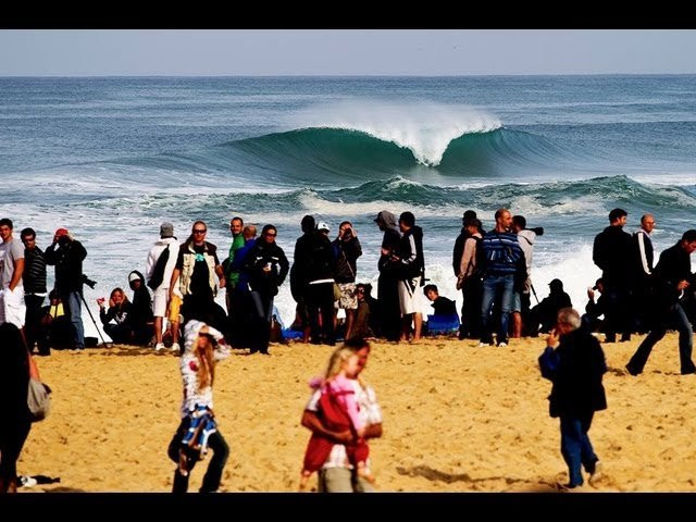 http://www.TheSurfChannel.com<br /><br />Mick Fanning (AUS) 32, won the 2013 Quiksilver Pro France in an action packed final over Gabriel Medina (BRA) 19, in 3-4Ft (1 metre) waves at the back up venue of Le Penon in Seignosse. Stop No.8 of 10 on the ASP World Championship Tour, the Quiksilver Pro France showcased the World's Best surfers in quality waves over the two iconic spots of La Graviere and Le Penon. Check out the action from the final heat between Fanning and Medina.<br /><br />Photos and results: http://www.thesurfchannel.com/news/20131004/mick-fanning-aus-wins-4th-quiksilver-pro-france-title/<br />___________________________________<br /><br />The Surf Channel will be an original, free, ad supported television network delivered on cable, satellite and IPTV services, web and wireless. The Video On Demand television network will be found on cable, satellite, telco and digital. Distribution partners include: Comcast, Cox Communications, DirecTV, Dish Network, Filmon.com.<br /><br />For industry news around the clock and to find out about the upcoming television launch, check out:<br /><br />http://www.TheSurfChannel.com<br />http://www.Facebook.com/TheSurfChannel<br />http://www.Twitter.com/TheSurfChannel<br /><br />* Twitter/Instagram your best barrel face to win prizes every month to #TheSurfChannel #BarrelFace, and 'Like' us on Facebook to join history's first network dedicated to the great sport of surfing.