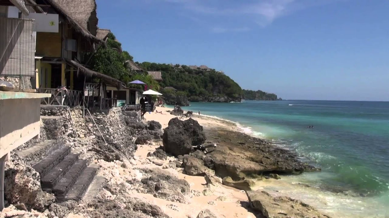 http://www.TheSurfChannel.com<br /><br />What is so special about surfing in Indonesia? Local Style gives the lowdown on catching waves in one of the most beautiful countries in the world, with some of the most consistent surf on the planet. <br /><br />Produced by NamHee Han<br />Music: "Waste 4" KT:The Terrible<br />___<br /><br />The Surf Channel is an original, free, ad supported television network delivered on cable, satellite and IPTV services, web and wireless. The Video On Demand television network will be found on cable, satellite, telco and digital. Distribution partners include: Comcast, Cox Communications, DirecTV, Dish Network, Filmon.com.<br /><br />For industry news around the clock and to find out about the upcoming television launch, check out:<br /><br />http://www.TheSurfChannel.com<br />http://www.Facebook.com/TheSurfChannel<br />http://www.Twitter.com/TheSurfChannel<br />http://www.Instagram.com/TheSurfChannel<br /><br />* Twitter/Instagram your best barrel face to win prizes every month to #TheSurfChannel #BarrelFace, and 'Like' us on Facebook to join history's first network dedicated to the great sport of surfing.