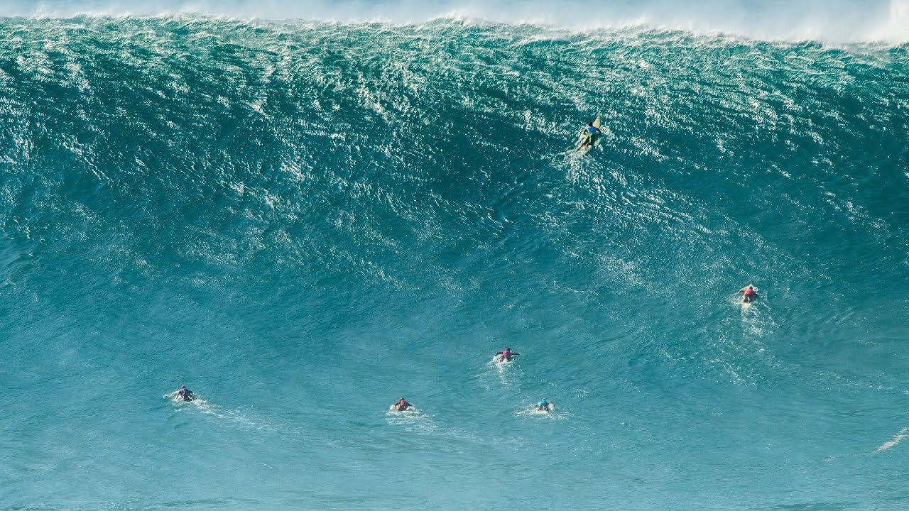 It’s the day before the Eddie, and the first swell is hitting Waimea Bay. (Bigger, new swell tomorrow.) Competitors and chargers alike are out testing the (big) waters. Hit play to watch a raw, 4K stream from across the Bay.<br /><br />More info on the Eddie Swell:<br />https://www.surfline.com/surf-news/swell-alert/eddie-2024-green-alert/215046