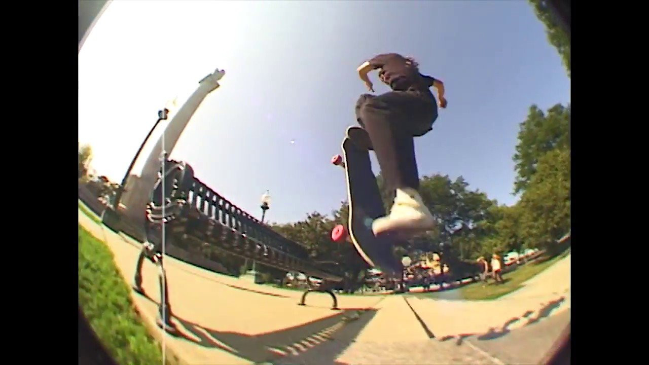 Joe is one young stunna skating with mucho pop. Enjoy!<br /><br />https://www.trabajandoskate.com/<br /><br /><br /><br /><br /><br /><br />Trabajando