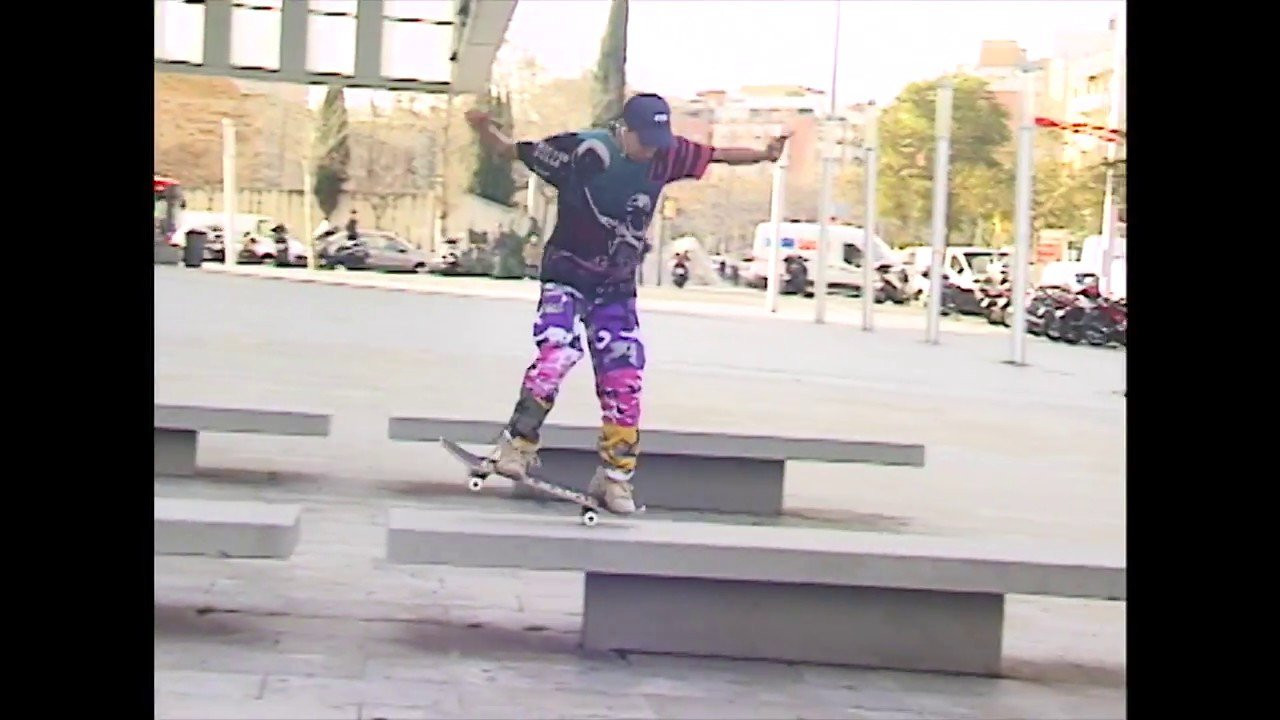 Skumy's part in Trabajando 4. He had the hot pants before Barcy caught on. This is his best footage from the trip to BCN, it was also his first time going. Stay tuned for a full throwaway part.<br />@47SB<br />@trabajandoskate<br />@segatronmedia<br /><br />www.trabajandoskate.com<br /><br />47SB NEW CHICAGO PART https://www.youtube.com/watch?v=WM33mpnuL10<br /><br />https://youtu.be/Y3fzrXLXLyM
