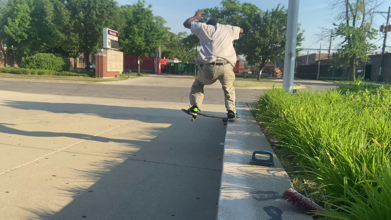 Featuring<br />@yabuggin.b @timjmz @pilsen_diamond @skoach_ @segatronmedia @y0babyyyyyy @trabisan @selo2x @muyyychingon @chazortiz @adolfofranco_100 @smarterthantheaveragejoe @thesunisyoung @icouldbedown @evanseverinsen