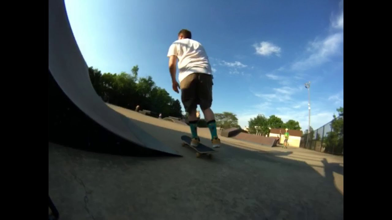 Traba fish files! Testing out the handle combo at the local! The handle unlocks a ton of potential from the lens! I really enjoyed filming this edit! <br />Let us know what you think in the comments!<br /><br />Trabajando Fisheye <br />https://www.trabajandoskate.com/collections/accessories-videos/products/trabajando-g-lens