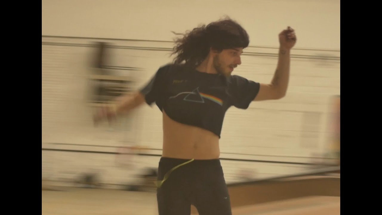 H E A V Y H A L L O W E E N <br />@Fargoskateboarding @Fargo.skatepark<br />@shinobischafer @mellowwithme @pjlucaz @yuhboychimp @camoshortskid @hazlewood14 @heyitsthatkidtrevor @koolade_jammer @nicovitopositano<br />Filmed by @Segatronmedia