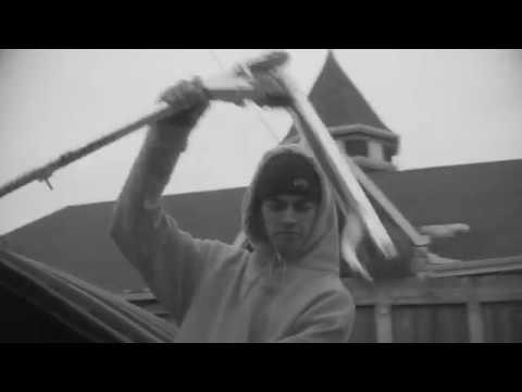 Dumpster Diving Jackpot! Brand new razor scooter! <br /><br />https://youtu.be/Jrya7g5I6Jo