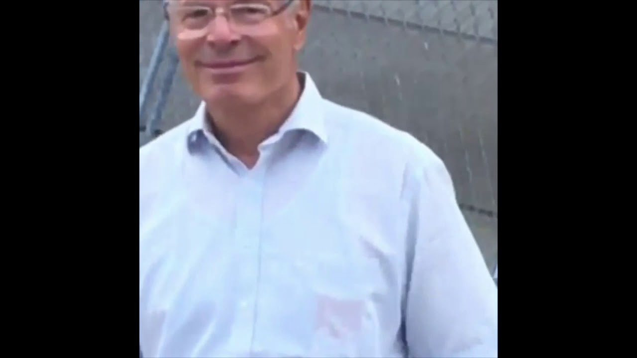 Navarre killed it over the summer. Here is a compilation of his greatest moments. Highlights. <br />#DGKallday <br /><br />Navarre Brown Chicago Skateboarding Summer 2018 Instagram Raw<br />@blunt.gawd <br />skaters vs haters in downtown Chicago!