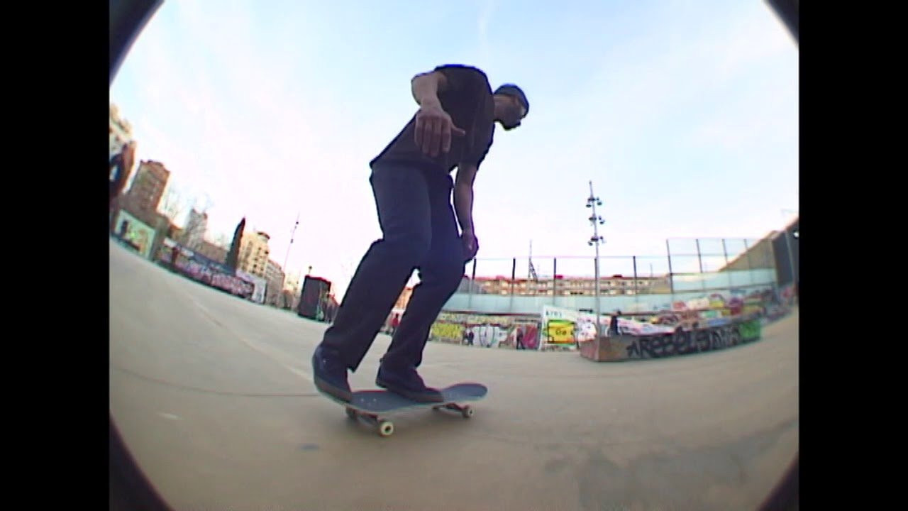 Trabajando 4 Barcelona Extras | RAW FOOTAGE<br />https://youtu.be/UcOU2fBPC_4<br /><br />Stay tuned for a chicago edit featuring tons of extra clips from Trabajando 4!<br />DVD's on sale now!<br />https://www.trabajandoskate.com/products/trabajando-4-dvd