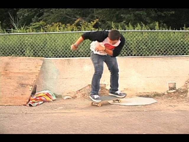 Dubbs, Keaton, Cheesy, C-rich, Kyle, I's-dog - Filmed and Edited By: Christian Richards <br /><br />Subscribe to youtube here: https://www.youtube.com/channel/UCjKj...<br />Subscribe to Skate Jawn: https://webstore.skatejawn.com/<br />More content: http://skatejawn.com<br />IG: @skatejawn