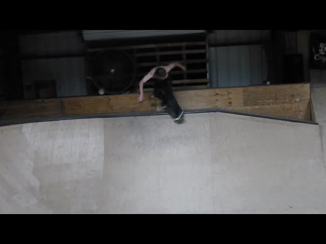 Subscribe to youtube here: https://www.youtube.com/channel/UCjKj...<br />Subscribe to Skate Jawn: https://webstore.skatejawn.com/<br />More content: http://skatejawn.com<br />IG: @skatejawn