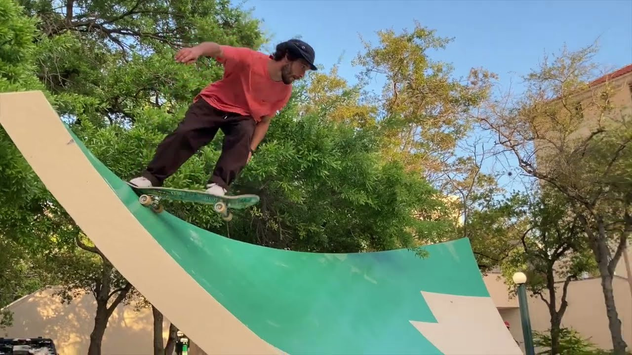 @ojwheels X Skate Jawn "Bright Days in Miami" full article in issue 61 out now at your local skateshop.<br /><br />Cell edit by Noah<br />Filming or skating by:<br />Noah, Zach, Jordan, Freddy, Jahmir, Stefan, Jake, Elias, John, Marcus, Brian, Ty<br /><br />non-fried version of the trip: https://skatejawn.com/bright-days-in-miami-oj-x-skate-jawn/