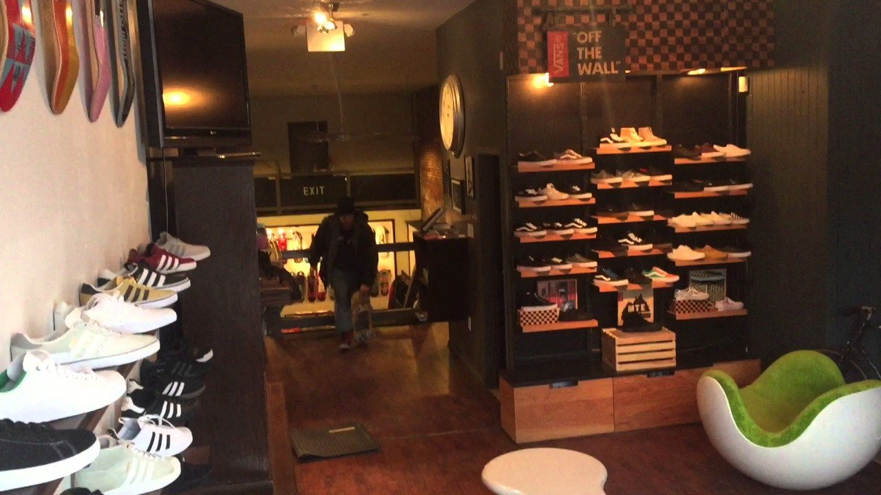 After his mom suffers from a stroke, Mulder seeks out a woman with miraculous healing powers.<br /><br />Subscribe to youtube here: https://www.youtube.com/channel/UCjKj...<br />Subscribe to Skate Jawn: https://webstore.skatejawn.com/<br />More content: http://skatejawn.com<br />IG: @skatejawn