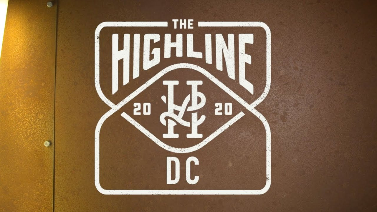 Responsive, snappy, and still perfect for pressing, the all-terrain versatility of The 156 returns for its second year. Awarded Best Overall Board in SNOWBOARDER Magazine’s 2019 Blackboard Experiment, the blunt-tipped true twin shape, traditional camber, Sintered Supreme Base, and lightweight Fresh Deck topsheet combine for an unmatched freestyle-savvy ride packaged in the most commonly requested size. <br /><br />For the latest from Snowboarder Magazine check out:<br />https://www.snowboarder.com/<br />Facebook - https://sbdr.co/Facebook<br />Instagram - https://sbdr.co/Instagram<br />Twitter - https://sbdr.co/Twitter<br />YouTube - https://sbdr.co/YouTube