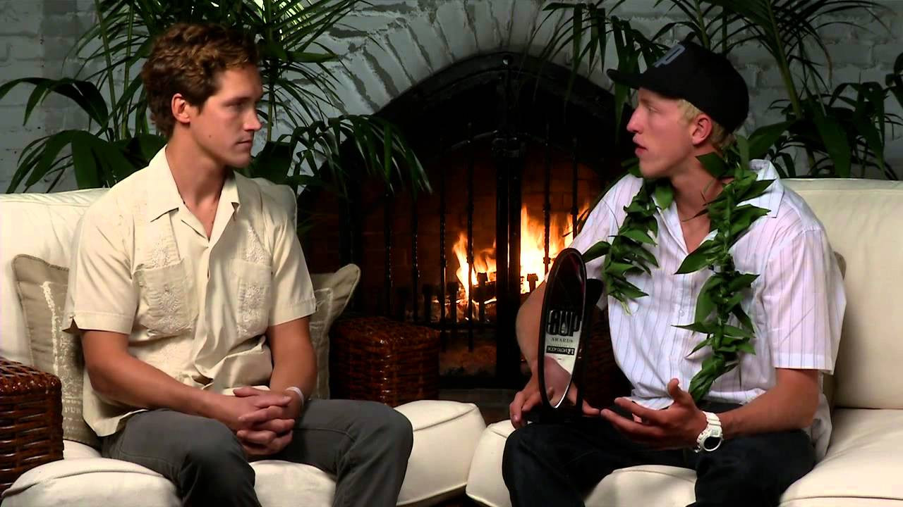 Connor Baxter backstage interview after his win for Men's #3 at the 2013 SUP Awards.