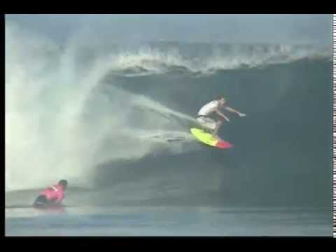 In this Board Stories trailer Zhara Mahlstedt and Chris Latronic snag front row seats at the Banzai Pipeline to check out the Hansen's Energy Pro where the surfers paddled out in epic conditions. <br /><br />http://www.TheSurfChannel.com<br />___<br /><br />The Surf Channel is an original, free, ad supported television network delivered on cable, satellite and IPTV services, web and wireless. The Video On Demand television network will be found on cable, satellite, telco and digital. Distribution partners include: Comcast, Cox Communications, DirecTV, Dish Network, Filmon.com.<br /><br />For industry news around the clock and to find out about the upcoming television launch, check out:<br /><br />http://www.TheSurfChannel.com<br />http://www.Facebook.com/TheSurfChannel<br />http://www.Twitter.com/TheSurfChannel<br />http://www.Instagram.com/TheSurfChannel<br /><br />* Twitter/Instagram your best barrel face to win prizes every month to #TheSurfChannel #BarrelFace, and 'Like' us on Facebook to join history's first network dedicated to the great sport of surfing.