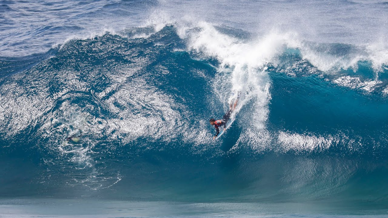 The best and most anticipated event of the year on the 2022 IBC World Tour is about to get underway in Gáldar, Gran Canaria, Spain.<br /><br />The Gran Canaria Frontón King 2022 celebrates its 10th anniversary and will once again turn the Frontón wave, in Gáldar, Gran Canaria, into the epicenter of world bodyboarding.<br /><br />The world's best riders are about to face "The Beast," one of the most radical waves on the planet, from October 15-30.<br /><br />The event will also crown the King of Kings, a competition in which the champions of all Frontón King editions will face off.<br /><br />Four Canarian riders and four international riders will battle it out for this very special title.