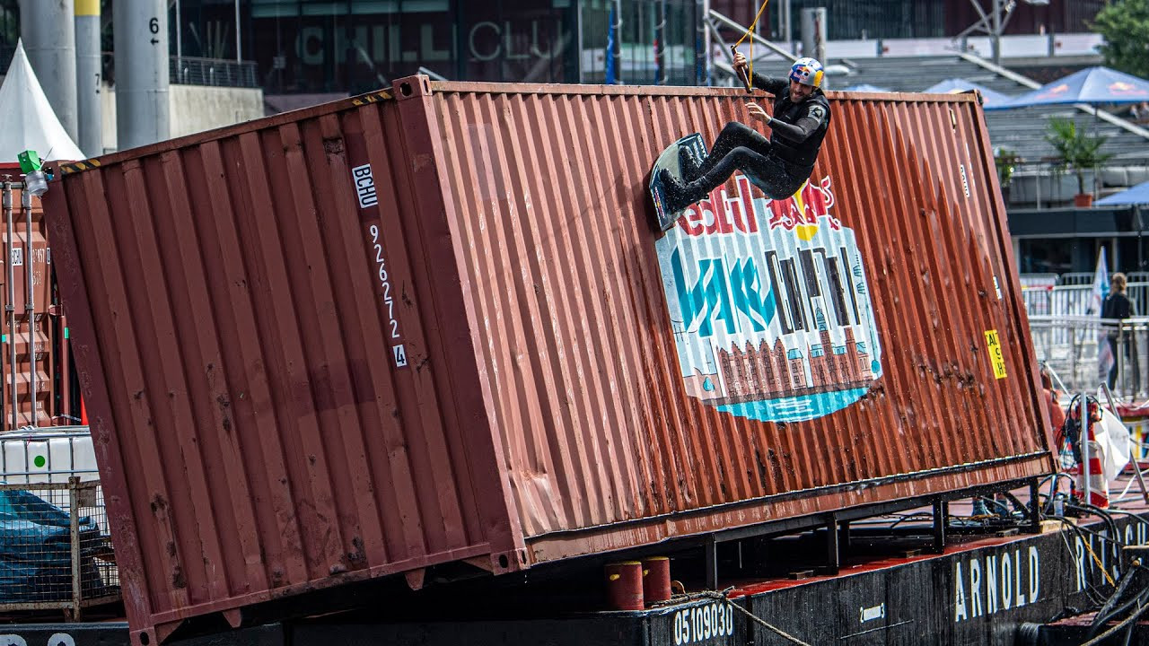 Watch the final highlights of the 2021 Red Bull Wake Capital held in Hamburg's Sandtorhafen harbor, in Germany.<br /><br />2021 Red Bull Wake Capital | Results<br /><br />1. Timo Kapl<br />2. Daniel Grant<br />3. Guenther Oka