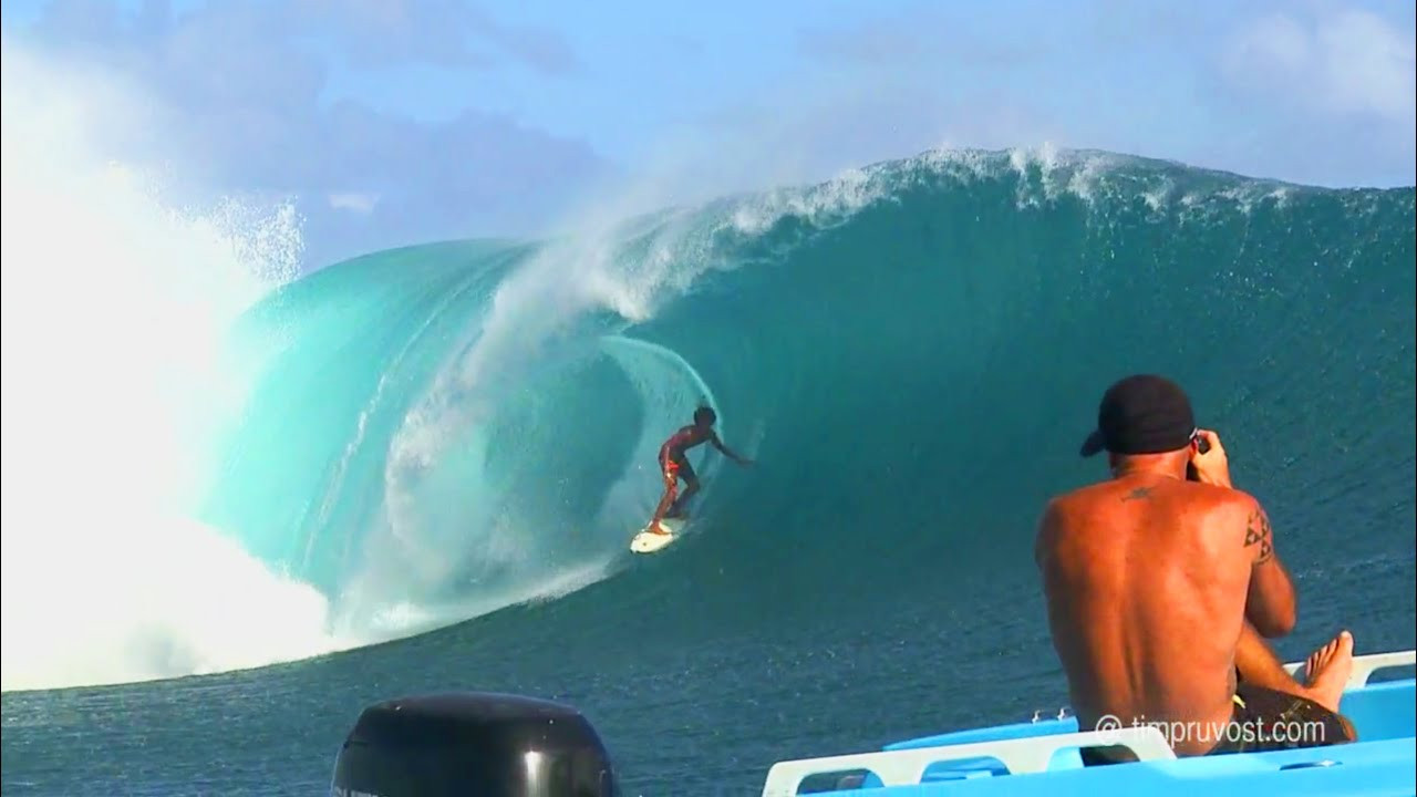 Teahupoo Tahiti, young local surfers trying to ride Teahupoo. Subscribe Here for daily XTreme surfing videos: http://www.youtube.com/subscription_center?add_user=surfingxtreme<br /><br />Tahiti invaded by foreigners (Brasilians, Americans, Australians, Peruvians ...). Difficult even for the young local blood now to catch a few waves. Their Hawaiian cousin John John Florence's passage at the end of the road for his next film. Here are some gifts waves, For the first trains wave southwest of the year 2014<br /><br />Music specially composed & mixed by Guillaume Desbois<br />Filmed & Edited by Tim Pruvost<br /><br />Subscribe To SurfingX-Treme Here: http://goo.gl/7Vdr0<br />Website: http://www.x-tremevideo.com<br />Twitter: http://twitter.com/XTremeVideo<br />Facebook: http://www.facebook.com/XTvideo