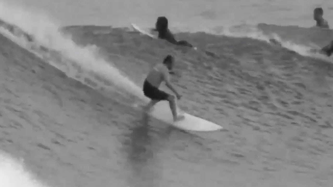 Surfing Session at Mundaka. Subscribe Here for daily XTreme surfing videos: http://www.youtube.com/subscription_center?add_user=surfingxtreme<br /><br />Video filmed at Mundaka (Basque Country Spain) this winter.<br />Rider: François Liets<br />Camera (surf): Yannick Yannock Loussouarn <br />Edit: David Berthet<br />Music: Koudlam "I will fade away"<br /><br />Special thanks;<br />Billabong<br />www.ripitup.fr<br /><br /><br />Subscribe To SurfingX-Treme Here: http://goo.gl/7Vdr0<br />Website: http://www.x-tremevideo.com<br />Twitter: http://twitter.com/XTremeVideo<br />Facebook: http://www.facebook.com/XTvideo