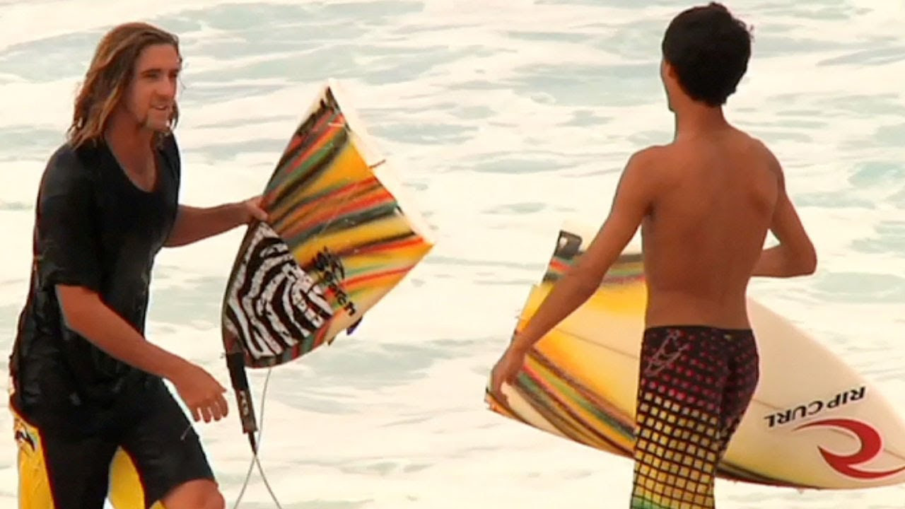 Gnarly North shore wipeouts! Pipeline, Off The Wall & Rocky Point!<br />Check out The Incedible China River Wave Here: http://www.youtube.com/watch?v=cAGABdvv5u8<br /><br />Film/Edit Matt Wybenga<br /><br />The X-Treme Channel features awesome extreme sports action from all over the world!<br /><br />Subscribe To X-Treme Here: http://goo.gl/7Vdr0<br />Website: http://www.x-tremevideo.com<br />Twitter: http://twitter.com/XTremeVideo<br />Facebook: http://www.facebook.com/XTvideo