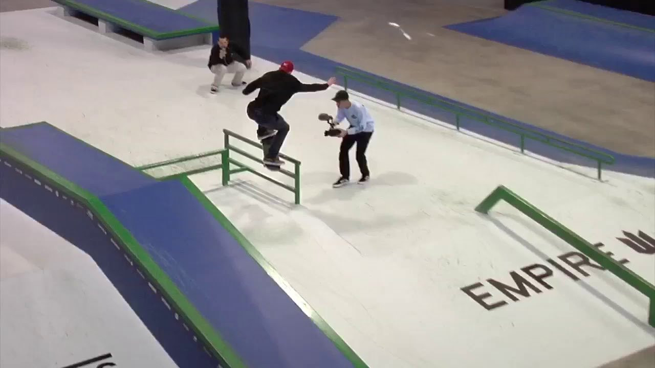 A 540 and a big flight front board in one run? Damn! The skateboarding was off the charts but Jake Ilardi was unbeatable.<br /><br />Final results: https://theboardr.com/results/4069/Am-Getting-Paid-and-The-Boardr-Am-Finals