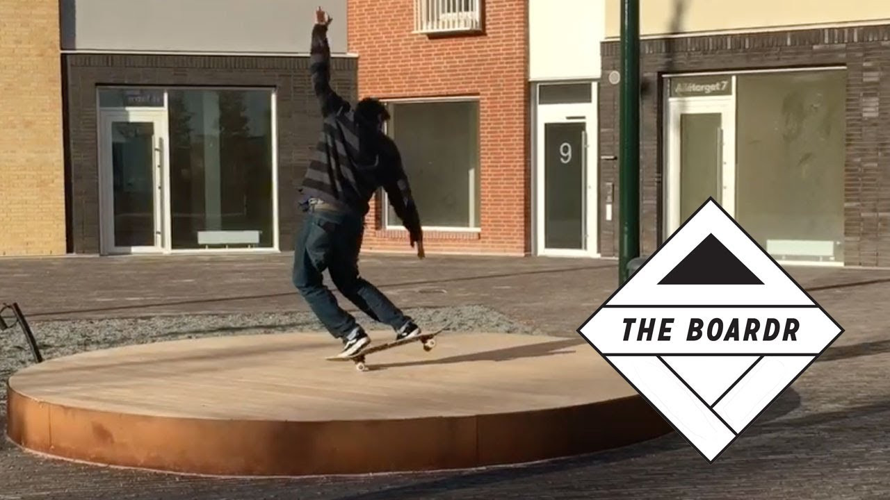 After work, us old guys found a nice low manny pad by the hotel to unwind on.