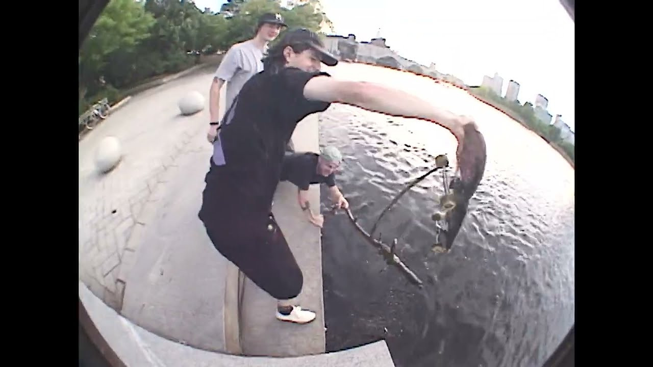 The Theories Brand gang too their signature "Plaza Denim" jeans and chopped em' down into baggy, yet respectable shorts. Available in washed light blue and black. <br /><br />Featuring:<br />Shamus McDonough<br />Isaiah Stines <br />Connor Noll<br /><br />Edited by: Jake Todd<br /><br />Filmed by:<br />Jake Todd <br />Joey Dennis<br />Ted Purtell<br /><br />Music by Miscued