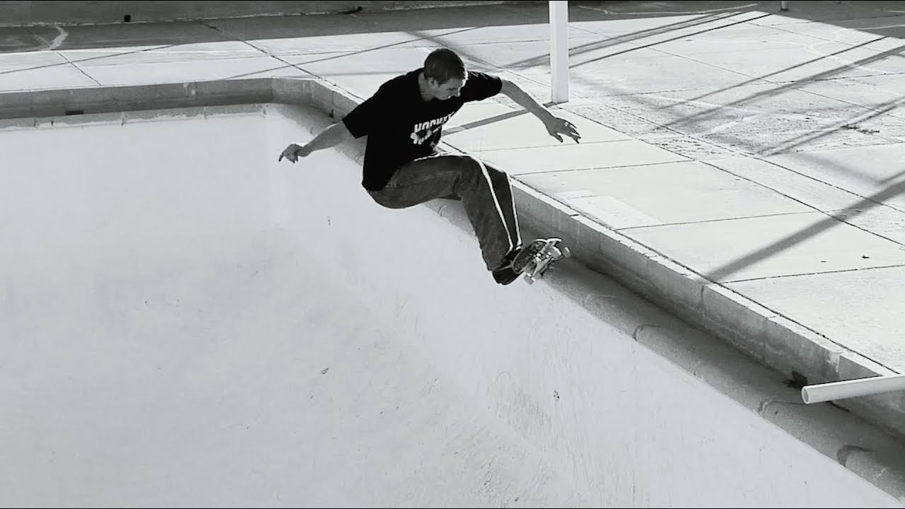 John Fitzgerald's Stamped Pro Edition 151 Lights now available at Pawnshop Skate Co. and skate shops worldwide. With 8.75" axles, stamped Thunder hangers, new anodized gunmetal forged baseplates and clear orange 90DU Thunder bushings. <br /><br />For more, check out - http://www.thundertrucks.com/