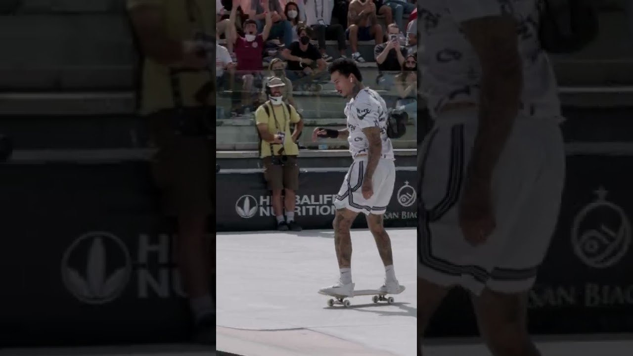 Nyjah Huston hangs on to a heavy nollie heel back tail at the 2021 Skateboarding World Championships in Rome!<br /><br />Video by Joe Krolick <br /><br />To support USA Skateboarding with a donation, click here: https://usaskateboarding.com/pages/donate<br /><br />SUBSCRIBE to USA SKATEBOARDING: http://youtube.com/c/USASkateboarding...<br />Follow USA Skateboarding on INSTAGRAM: http://instagram.com/usaskateboarding<br />Shop Official USA SKATEBOARDING MERCH: http://usaskateboarding.com<br />Like USA Skateboarding on FACEBOOK: http://facebook.com/usaskateboarding<br />Follow USA Skateboarding on TWITTER: http://twitter.com/usaskateboard <br />Follow USA Skateboarding on TIKTOK: https://www.tiktok.com/@usaskateboarding
