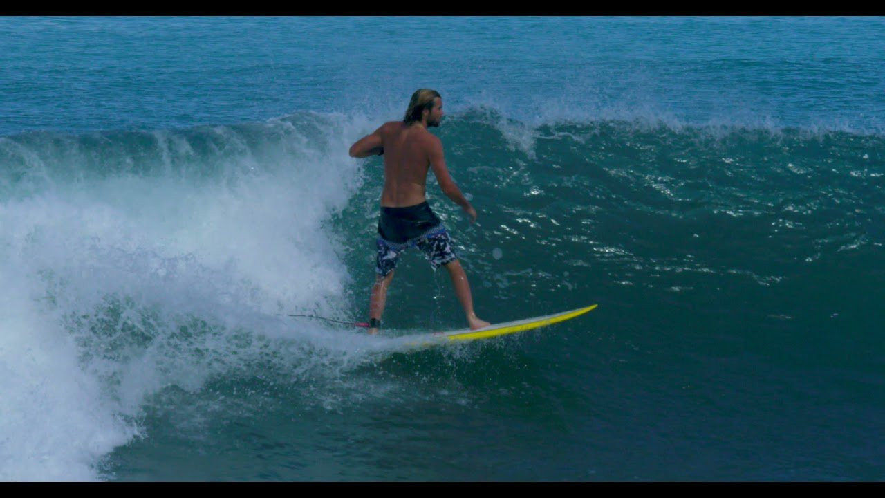 The steeze master William Aliotti just oozing style on a perfect day at Pavones.