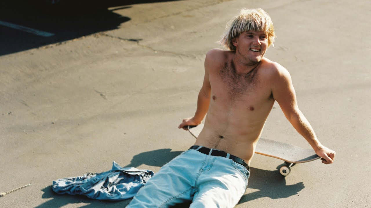 There's a new blonde bowl cut in town and his name is Harry Bryant. Classic Australian in every sense of the word. After the release of his new edit "Rust" we had him over during his first trip to California and mic'd him up for an Off Beat and learned he loves his beer, his pits and his fidget spinners.
