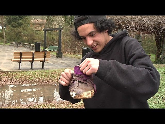 @widdipatlanta<br />www.widdip.com<br /><br />Victor's raw footage and b-sides from "The Crystal Cleansing"