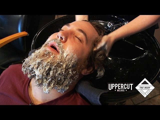 In this episode, The Body goes from lion head to Clements cut, courtesy of Bentley Salon and Uppercut Deluxe.<br /><br />All our Uppercut Deluxe goods are in stock with $1 shipping here: http://theboardr.com/brands/1083/Upper_Cut_Deluxe
