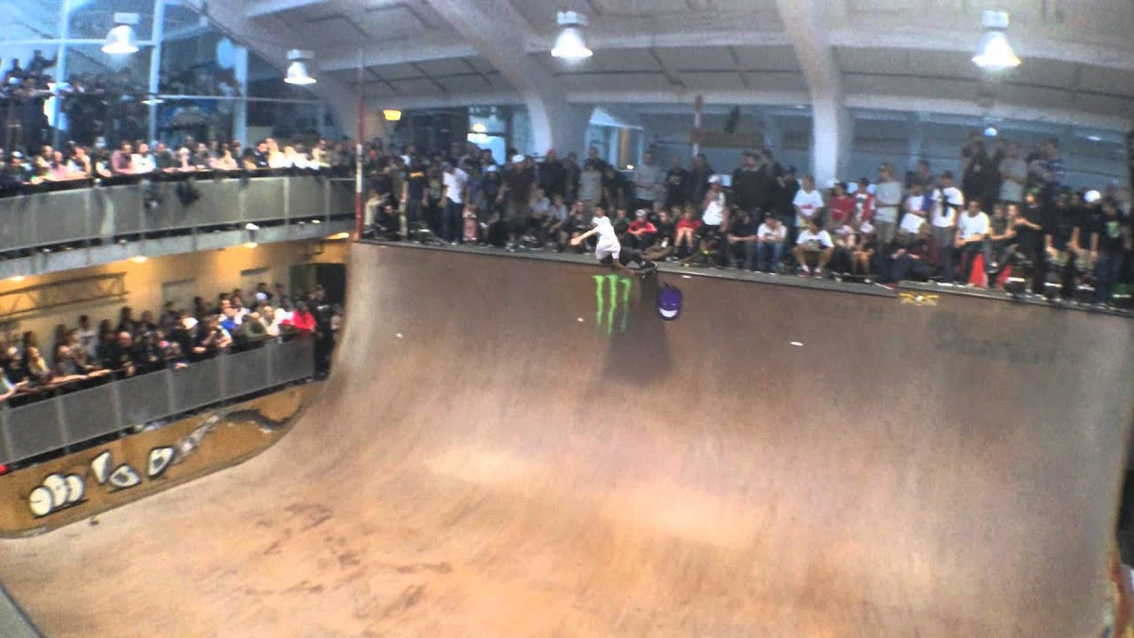 CPH Bowl got rained out so a vert jam was had at Copenhagen Skatepark and holy hell it went off. Ronnie's insane run here is just a small sample of the mayhem. Get more coverage and results at http://TheBoardr.com