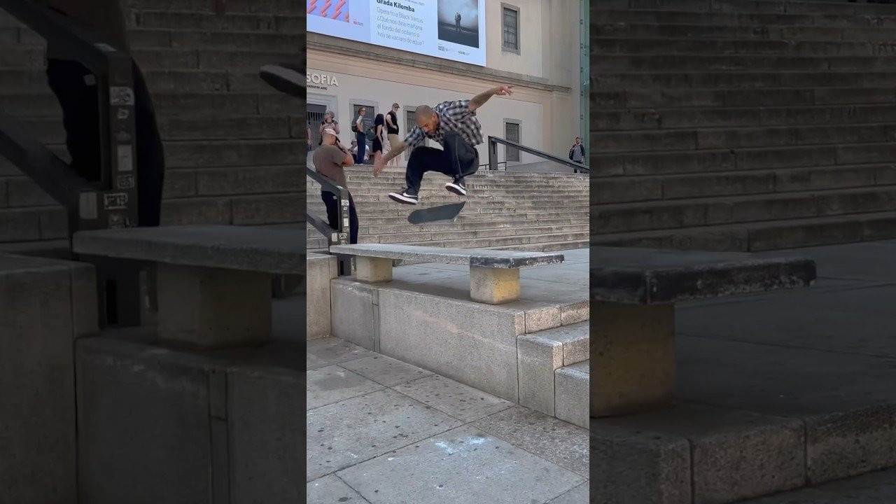 💥 Heavy snaps from Adrian Del Campo