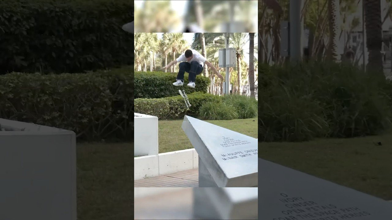 🔺 Frankie Spears vs The Triangle