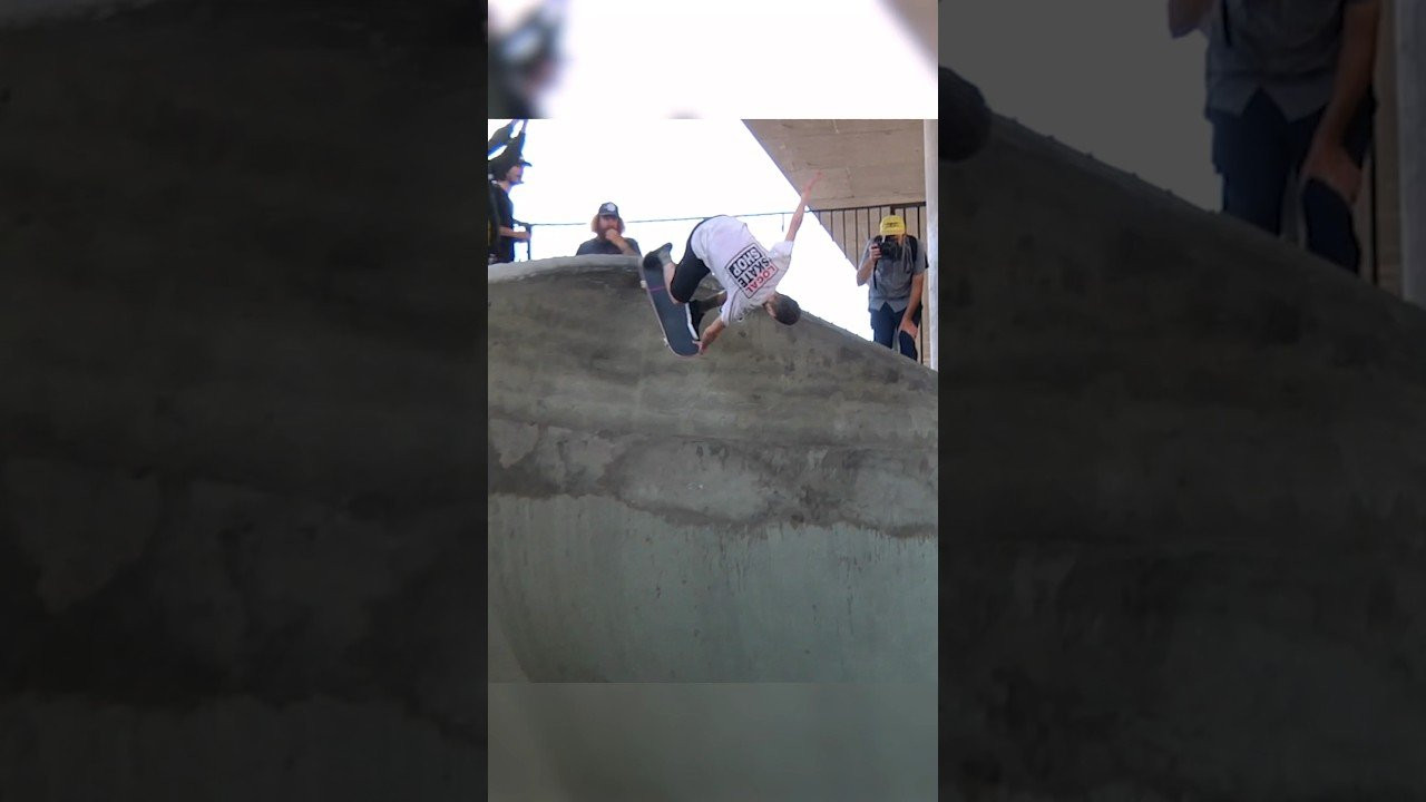 Russell, Fletcher, Braun, Meek and the scene at Washington Street erupt with hit after brutal hit from the love seat to the oververt. Up the gnar.