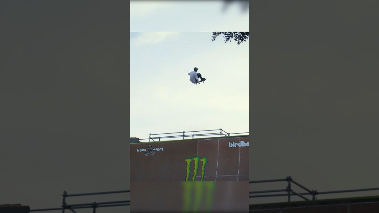 Elliot escapes a deadly sack and continues his Sloanyard compound innovation with confounding airs and unreal rail stunts before unleashing something special at Bob's.