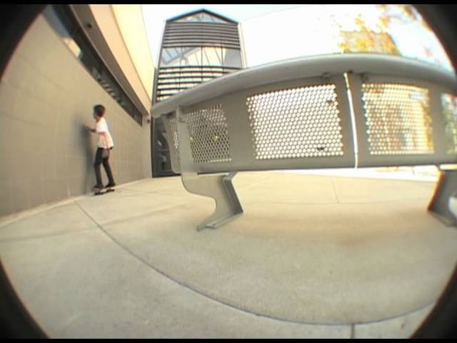 Metro Skate shop knows Thunder Trucks. <br /><br /> ‪http://www.facebook.com/Thunder.Trucks<br /><br />‪http://twitter.com/#!/Thunder_Trucks<br /><br />‪http://www.thundertrucks.com