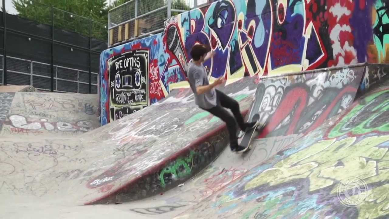 Rick McCrank drops the newest Thunder video clip with an alley-oop 50-50. <br /><br />Follow @Thundertrucks @McCranker to win Thunder Trucks. <br /><br />http://instagram.com/thundertrucks<br /><br />http://instagram.com/mccranker<br /><br />For more go to: <br /><br />http://www.thundertrucks.com<br /><br />https://www.facebook.com/Thunder.Trucks<br /><br />https://twitter.com/thundertrucks