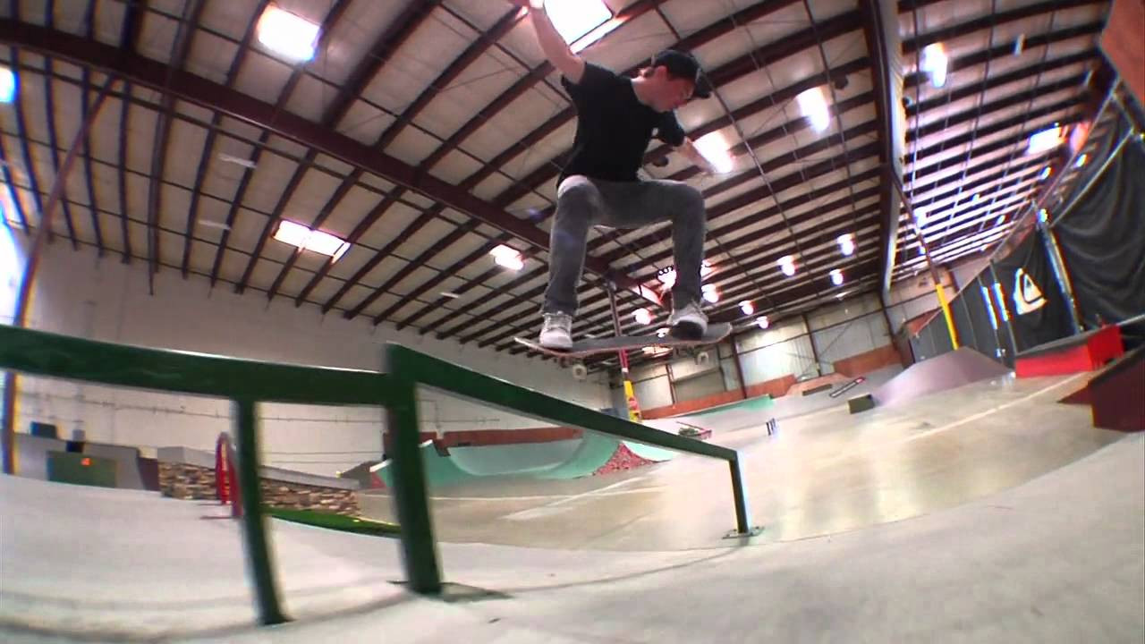 Davis Torgerson on the Thunder Hi 147 For Decks 7.8-8.1.<br /><br /><br />‪http://www.facebook.com/Thunder.Trucks<br /><br />‪http://twitter.com/#!/Thunder_Trucks<br /><br />‪http://www.thundertrucks.com