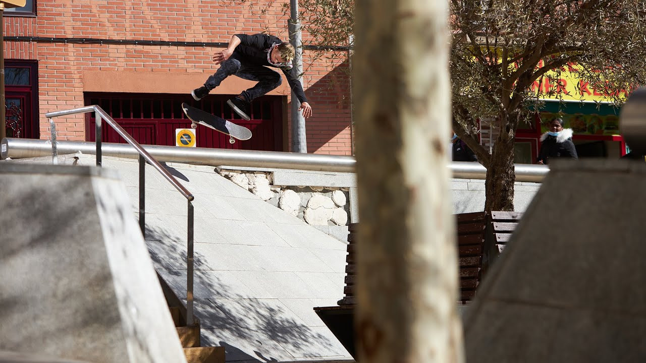 A quick train ride and an epic sesh in Alcorcón for the final day of the Cee-Lo y Sangria Tour. Just when we thought it was over, Leo Heinert dug deeper and dropped a NBD into the hubba at Plaza De Santo Domingo. Episode 7 is lit.<br />Subscribe to TransWorld’s YouTube: http://twskate.co/gz8nsr<br />Follow TWS for the latest:<br />Daily videos, photos and more: http://skateboarding.transworld.net/<br />Like TransWorld SKATEboarding on Facebook: https://www.facebook.com/TransWorldSkate<br />Follow TransWorldSKATE on Instagram: https://instagram.com/transworldskate/